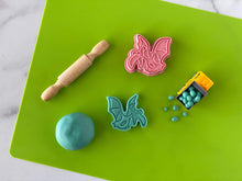 Tải hình ảnh vào trình xem Thư viện, Sensory Playdough Kits - CVA Products
