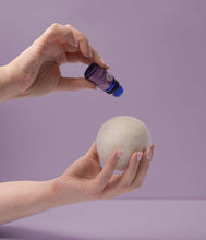 Cargar imagen en el visor de la galería, Wool Dryer Balls - Set of 3 - CVA Products
